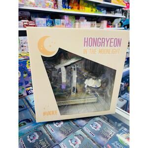 Goddess of Victory: Nikke Scarlet Table Lamp Chibi Figure